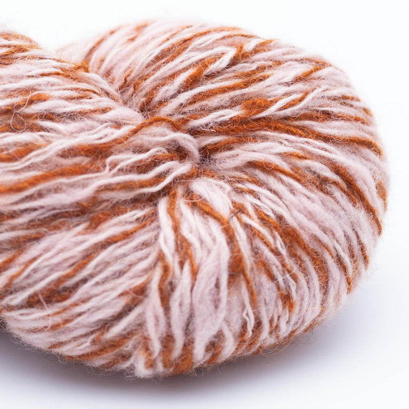 Nomadnoos: So Soft Yak and Satuul Handspun Yarn