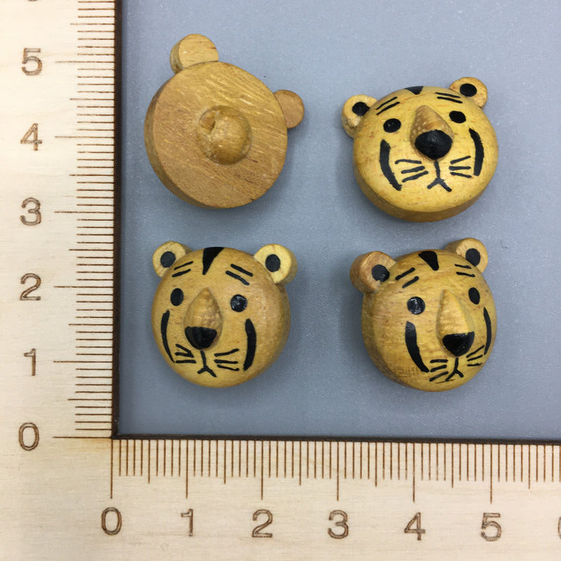 Wooden Tiger Face Button B029